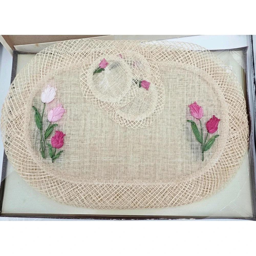 Handwoven Raffia Straw Oval Placemats Round Coasters Embroidered Pink Tulip 4 ea
